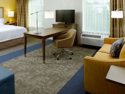 Hampton Inn & Suites Pittsburgh Airport South/Settlers Ridge